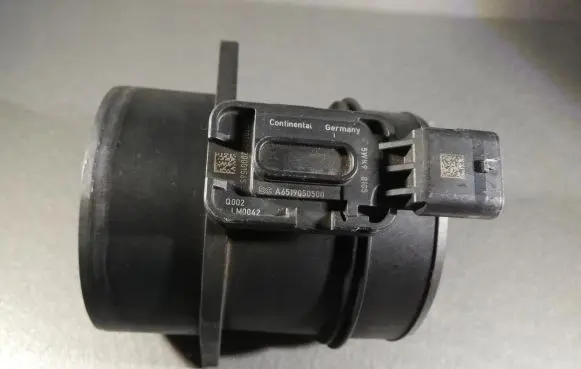 Mercedes-Benz Sprinter W906 Mass air flow meter A65119050500