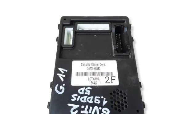 Suzuki Grand Vitara II Central body control module 3677065J50 B64J2 LOT6Y16