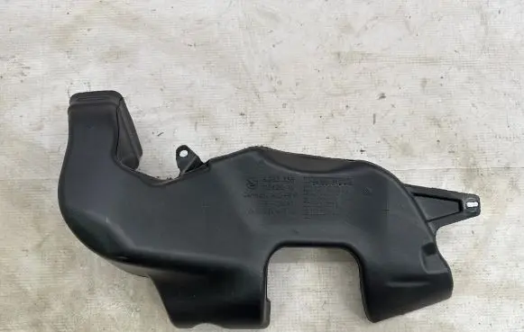 BMW X2 F39 Cabin air duct channel 11242010 9263336 08691