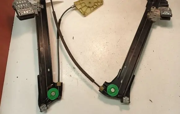 Citroen C6 Front window lifting mechanism without motor 9650386180