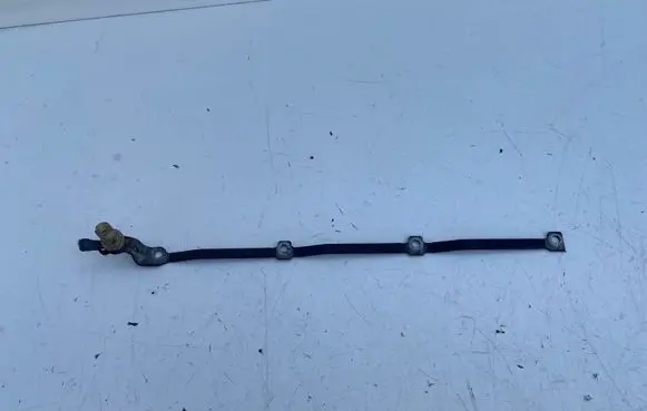 Toyota Avensis T220 Glow plug wires 