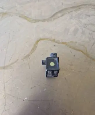 Mercedes-Benz GLC X253 C253 Airbag deployment crash/impact sensor 2229051400 150716