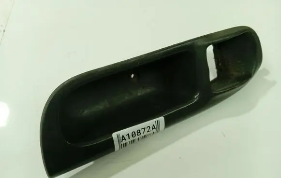 Renault Scenic I Front door window switch trim 7700431172