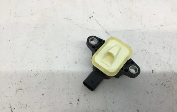 Volkswagen Polo V 6R Airbag deployment crash/impact sensor 4H0955557
