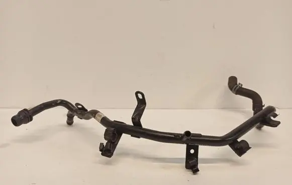 Audi A6 C7 Engine coolant pipe/hose 04L122157BA