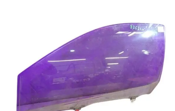 Toyota Yaris Verso Front door window glass four-door