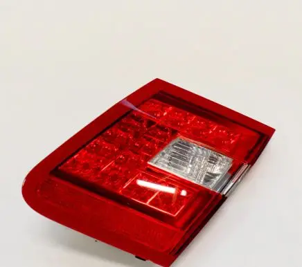 Mercedes-Benz E W212 Tailgate rear/tail lights A2129060258