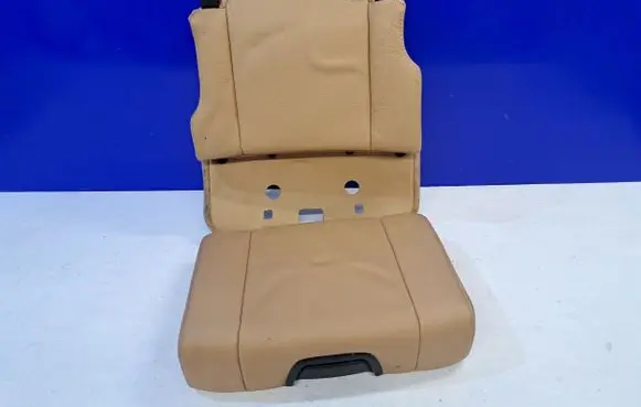 Rear seat