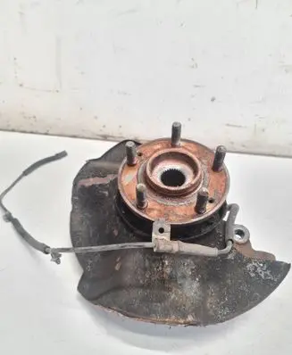 Hyundai Santa Fe Front wheel hub spindle knuckle