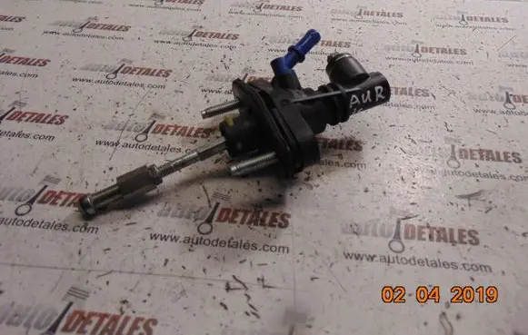 Toyota Auris 150 Clutch master cylinder 3142002061A