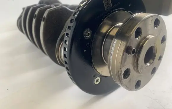 Saab 9-3 Ver2 Crankshaft 55200362