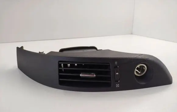 Toyota Corolla Verso AR10 Dashboard side air vent grill/cover trim 5568064010