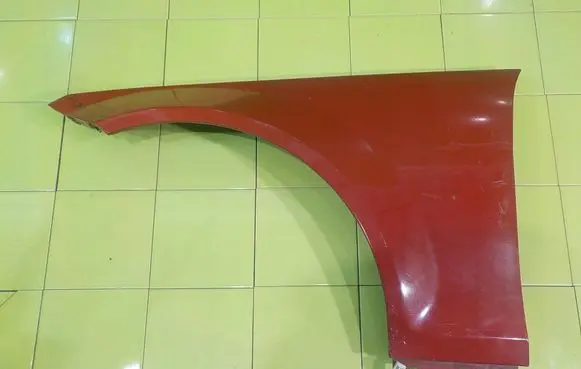 Mercedes-Benz C W204 Fender PRZOD LEWY