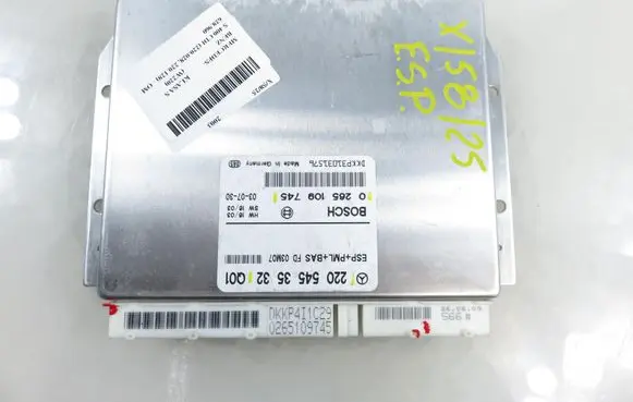 Mercedes-Benz S W220 ESP (stability system) control unit 0265109745 2205453532