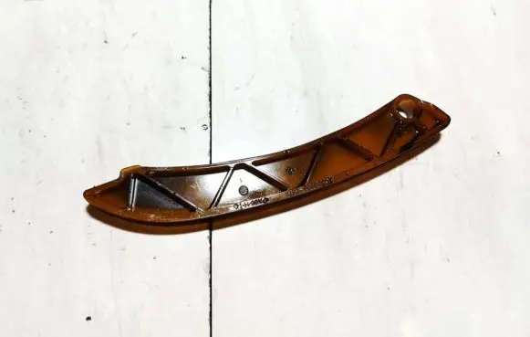 Subaru Legacy Slide rail for timing chain f446868421711