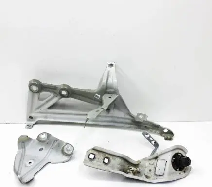 BMW X1 F48 F49 Fender mounting bracket 7329448 7351516