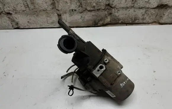 Citroen Berlingo Power steering pump 9813664780 A51028834F 034503C7