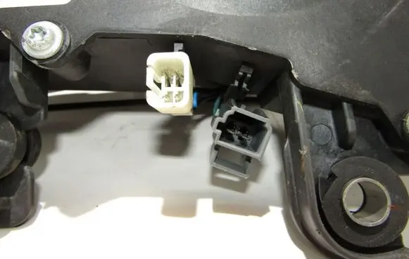 KIA Carnival Sliding door motor 834704D101