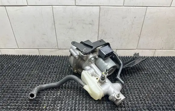 Honda Jazz IV GR Master brake cylinder 200305A0567