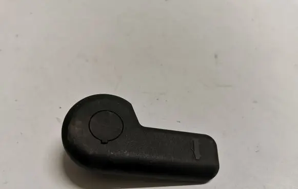 Ford Mustang VI Engine bonnet (hood) release handle