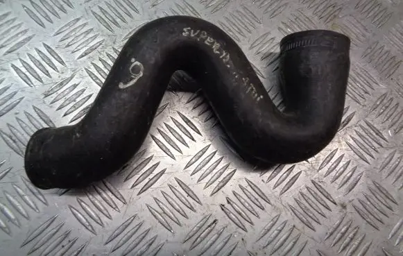 Skoda Superb B5 (3U) Engine coolant pipe/hose