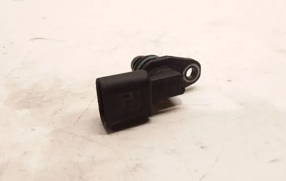 Volkswagen Tiguan Camshaft position sensor 030907601E