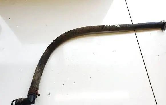 Engine coolant pipe/hose