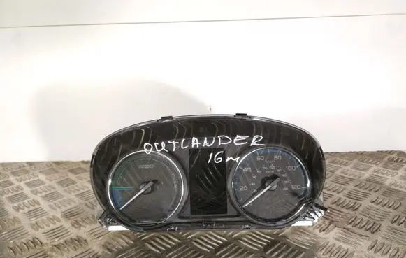 Mitsubishi Outlander Speedometer (instrument cluster) 8100C456