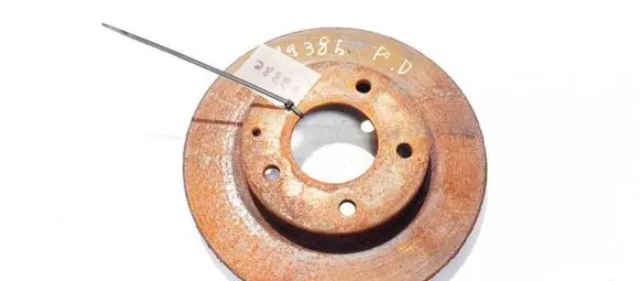 Mazda Premacy Front brake disc ventiliuojamas