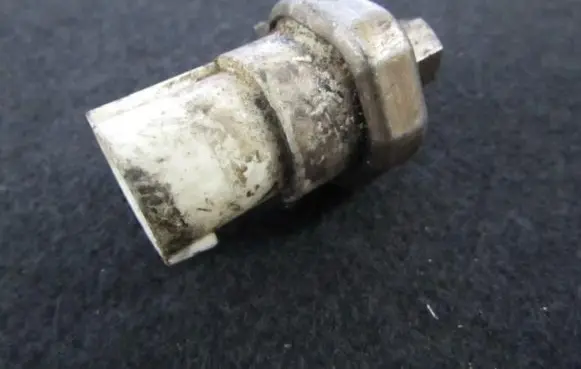 Air conditioning (A/C) pressure sensor