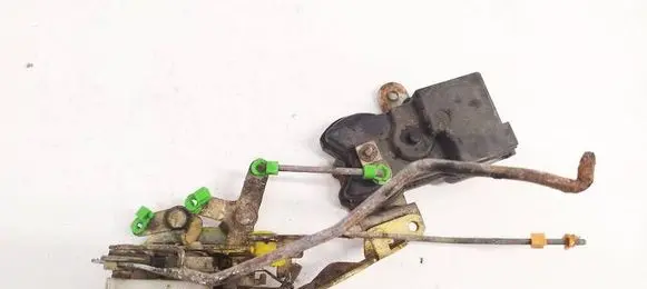 Mitsubishi Lancer Front door lock MB830466 1528006030