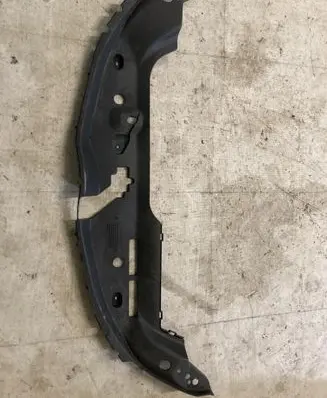 Engine bonnet/hood lock trim molding