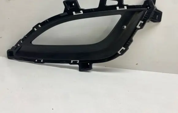 Hyundai i30 Front fog light trim/grill 86563A6000
