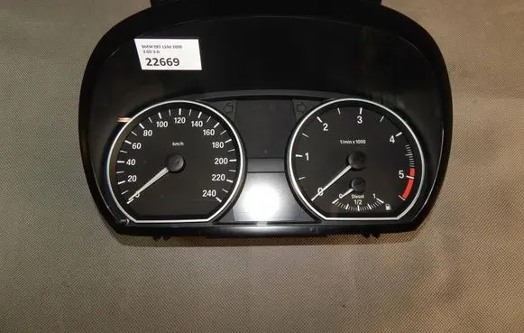 BMW 1 E81 E87 Speedometer (instrument cluster) 918704602
