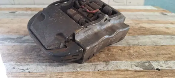 Audi Q7 4L Rear brake caliper 6M2621