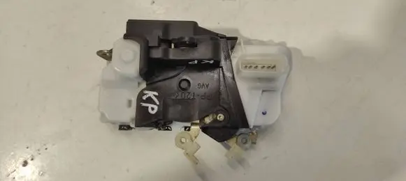 Citroen C5 Front door lock