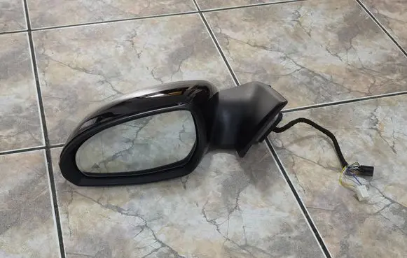 Mercedes-Benz C W206 Front door electric wing mirror A0998117500 A3180119SA A2068108302