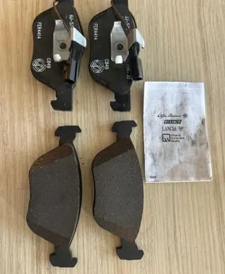 Alfa Romeo 166 Brake pads (front) 77362254