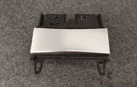 Mercedes-Benz C W204 Ashtray (front) W204ZBG A2046801350 1210102024