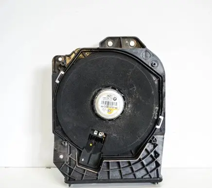 BMW 4 F32 F33 Subwoofer speaker 9210147