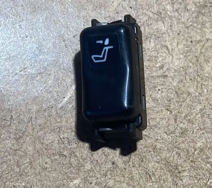 Mercedes-Benz E W124 Seat control switch 1248214751 501247