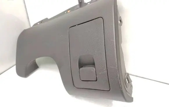 Chevrolet Orlando Dashboard lower bottom trim panel 