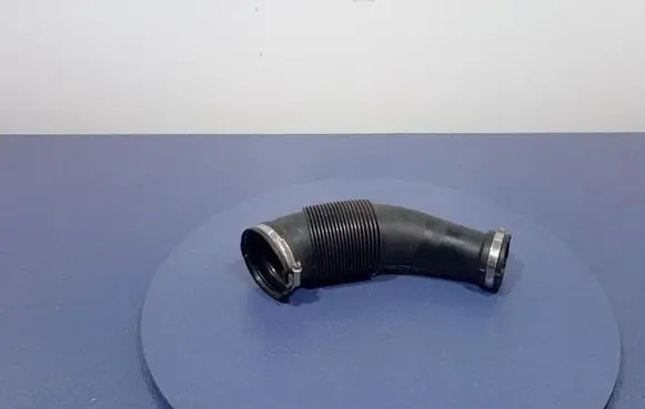 Intake resonator