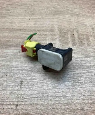 Audi A6 S6 C6 4F Airbag deployment crash/impact sensor 4F0959643C 101008