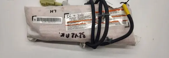 Nissan Leaf I (ZE0) Seat airbag 0589P1000413