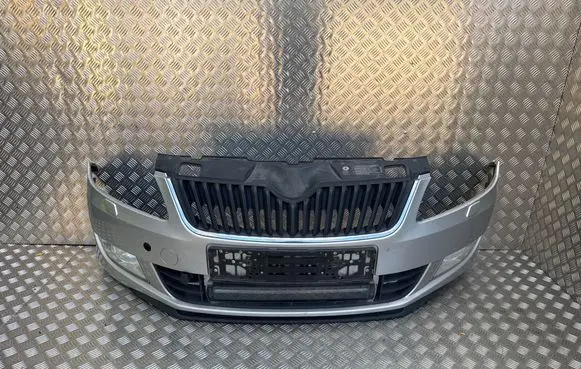 Skoda Fabia Mk2 (5J) Front bumper 5J0807221D 5J0853668C