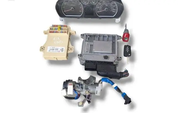 Hyundai i30 Engine ECU kit and lock set 39112-2B100