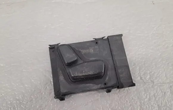 Dodge Challenger Seat control switch 09341110A