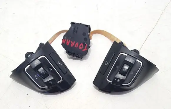 Volkswagen Tiguan Tailgate/trunk/boot open switch 
