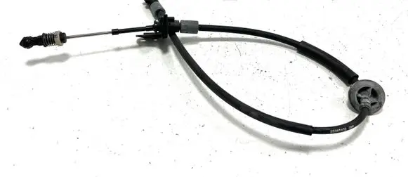 Chevrolet Volt I Gear shift cable linkage 25985404 25985402